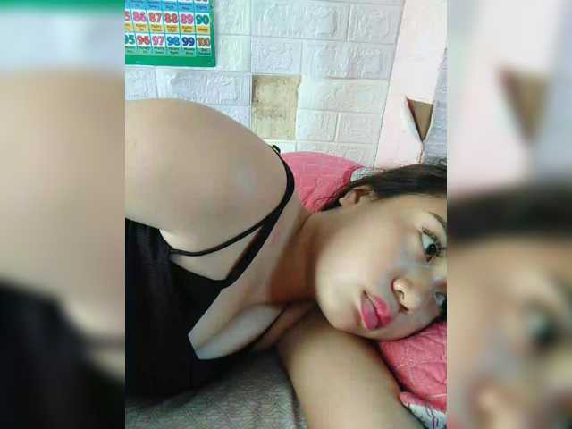 hornylittleprincess69