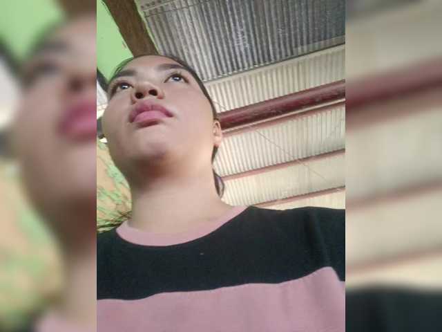 hornylittleprincess69