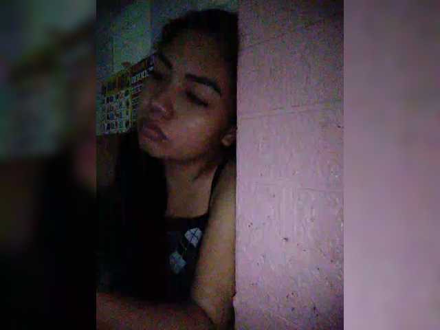 hornylittleprincess69 webcam