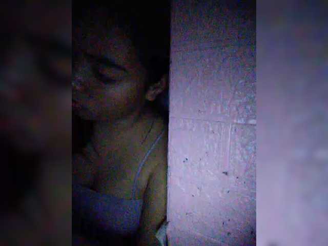 XXhornywetprincess99XX live cam profile