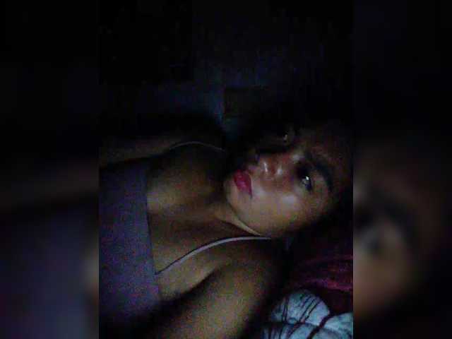 XXhornywetprincess99XX live cam profile