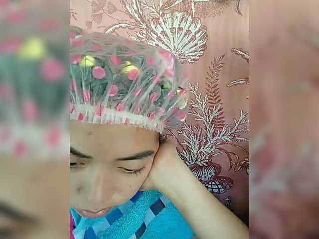 hornylittleprincess69