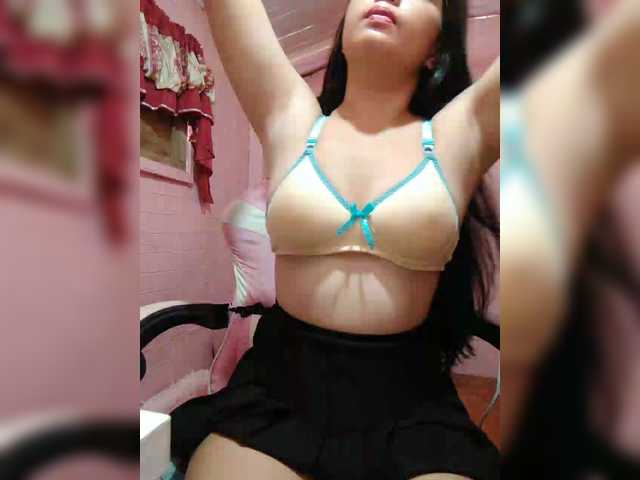 XXhornywetprincess99XX's BongaCams show and profile