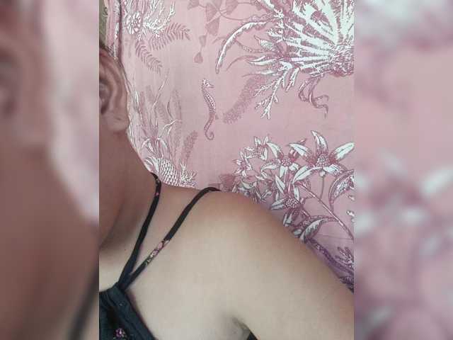 XXhornywetprincess99XX's BongaCams show and profile