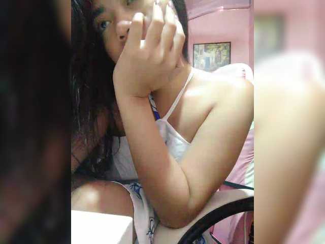 hornylittleprincess69