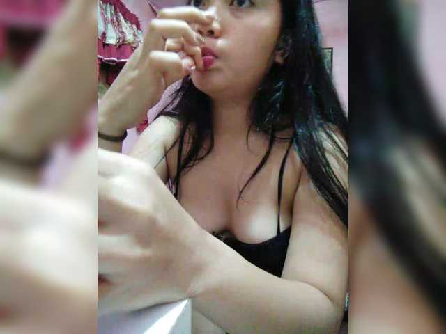 XXhornywetprincess99XX's BongaCams show and profile