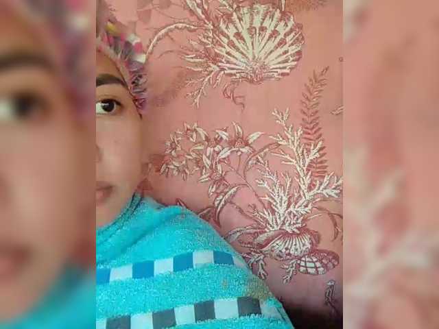 XXhornywetprincess99XX's BongaCams show and profile