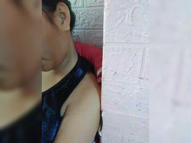 XXhornywetprincess99XX's BongaCams show and profile