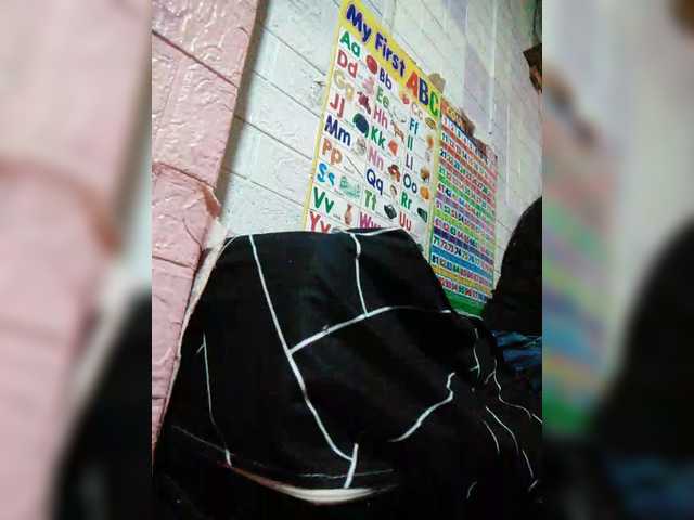 hornylittleprincess69 webcam