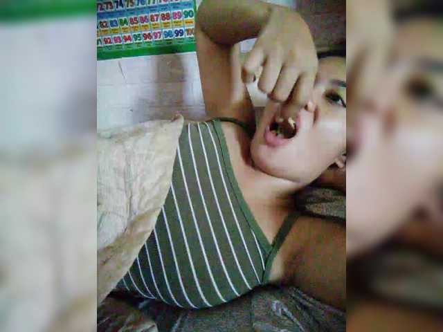 XXhornywetprincess99XX's BongaCams show and profile