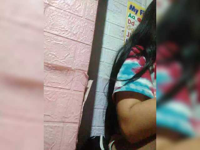 XXhornywetprincess99XX's BongaCams show and profile