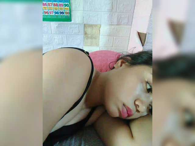 XXhornywetprincess99XX's BongaCams show and profile