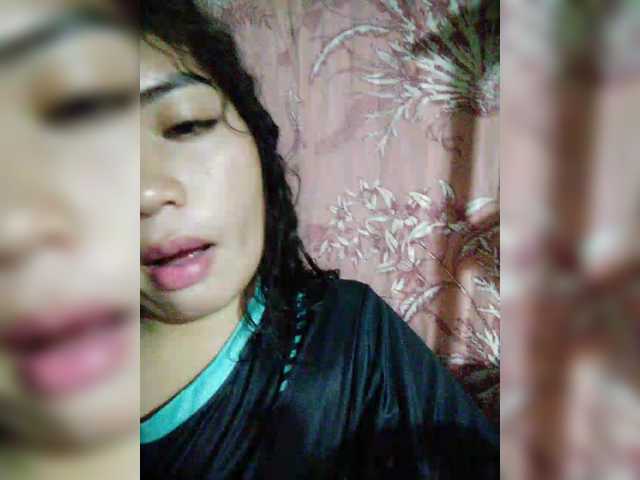 XXhornywetprincess99XX's BongaCams show and profile