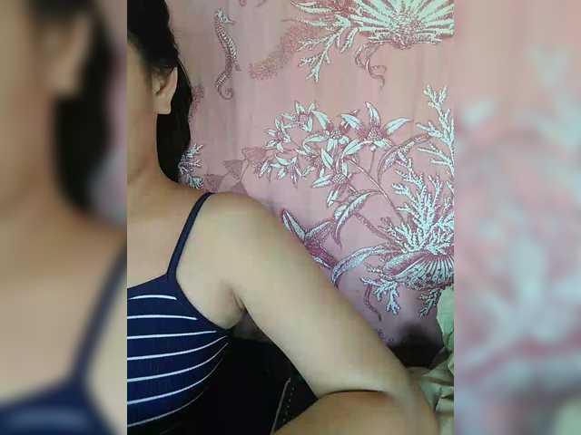 XXhornywetprincess99XX live cam