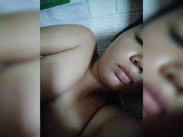 XXhornywetprincess99XX's BongaCams show and profile