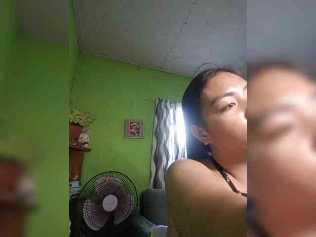 hornylittleprincess69 webcam