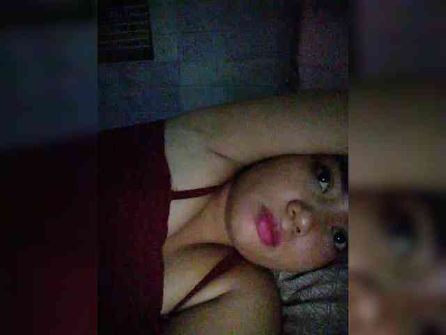 hornylittleprincess69 webcam