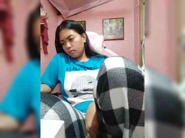 hornylittleprincess69 webcam