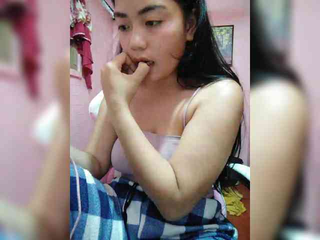 hornylittleprincess69 webcam