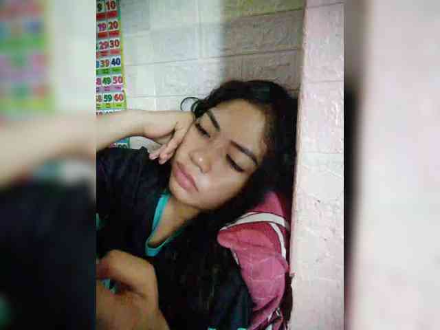 hornylittleprincess69 webcam