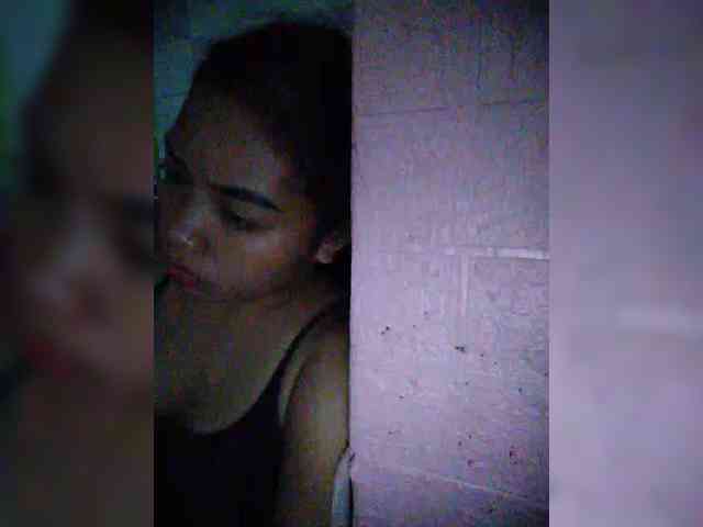 hornylittleprincess69 webcam