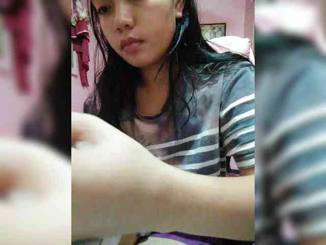 hornylittleprincess69 webcam