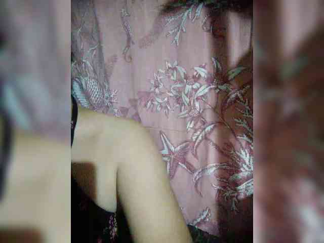 hornylittleprincess69