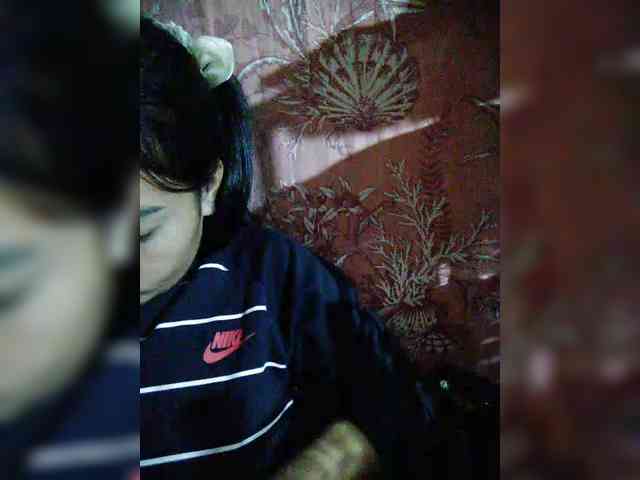 hornylittleprincess69 webcam