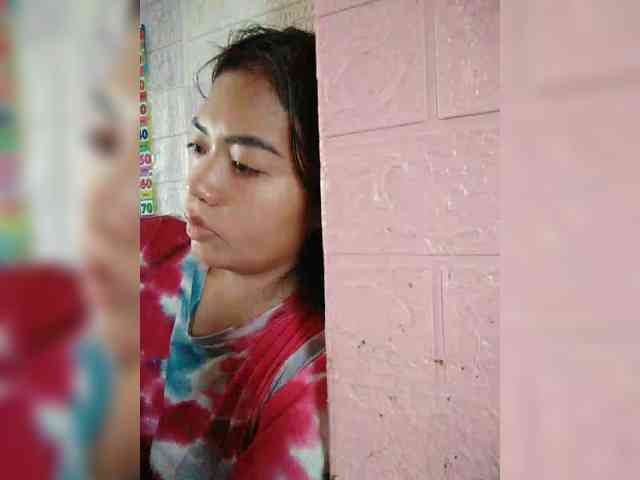 hornylittleprincess69 webcam