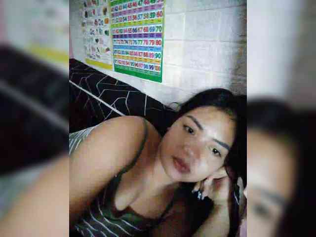 hornylittleprincess69 webcam