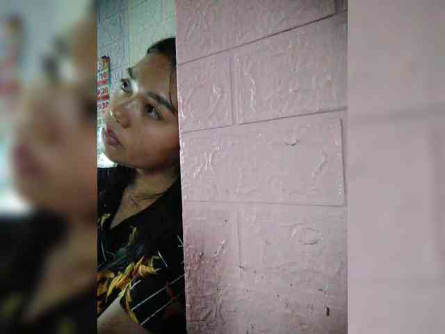 hornylittleprincess69 webcam