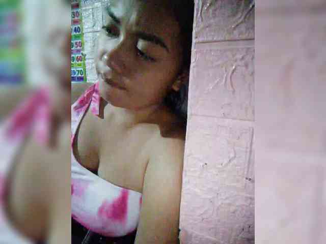 hornylittleprincess69 webcam