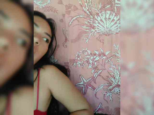 hornylittleprincess69 webcam