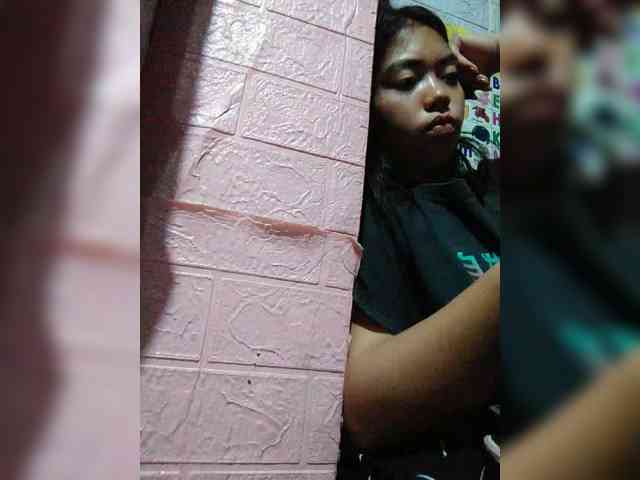 hornylittleprincess69 webcam