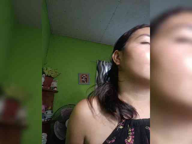 hornylittleprincess69 webcam