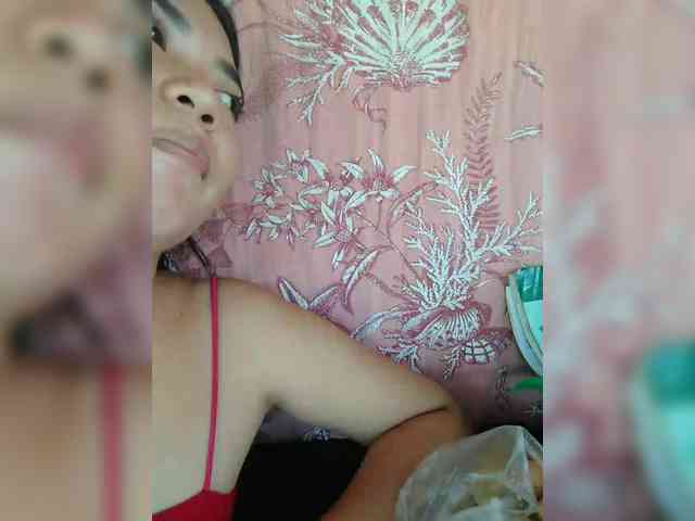 hornylittleprincess69 webcam