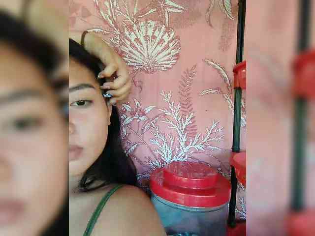 hornylittleprincess69 webcam