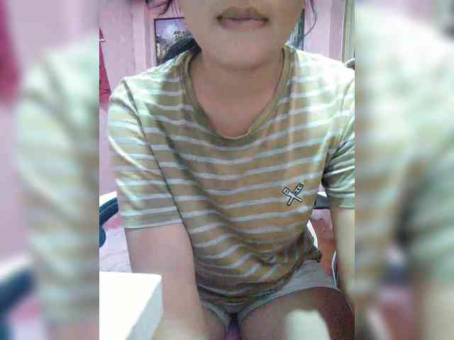 hornylittleprincess69 webcam