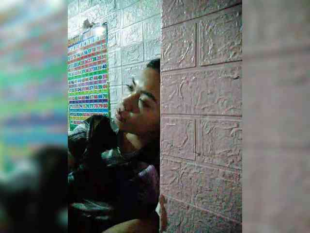 hornylittleprincess69 webcam