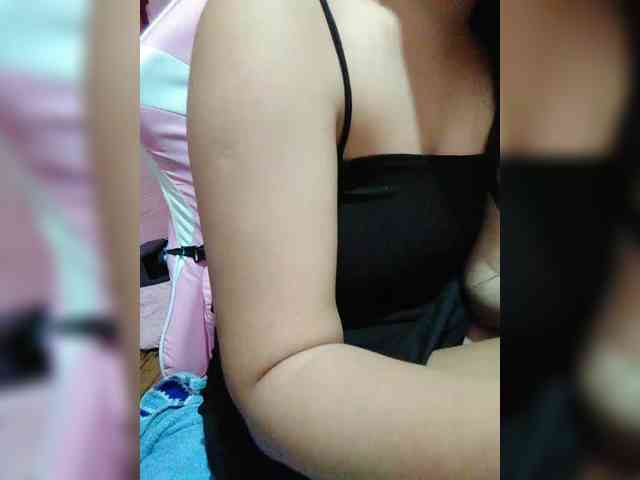 hornylittleprincess69 webcam