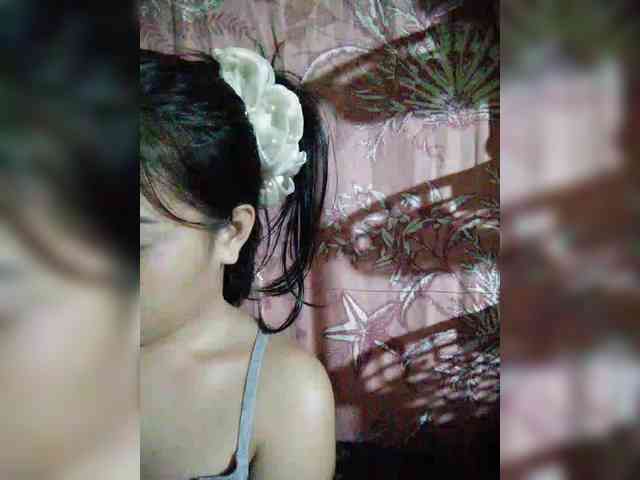 hornylittleprincess69 webcam