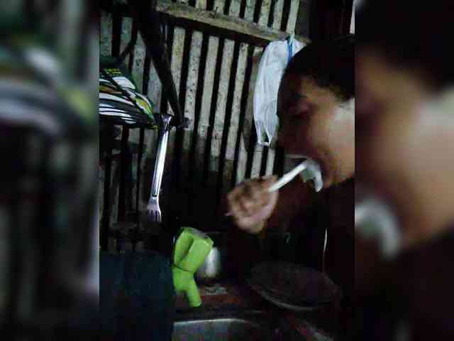 hornylittleprincess69 webcam