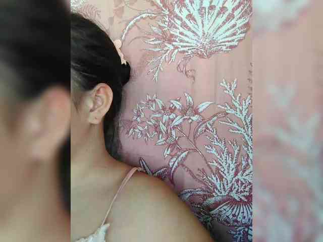 hornylittleprincess69 webcam