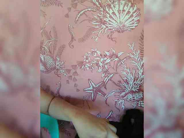 hornylittleprincess69 webcam