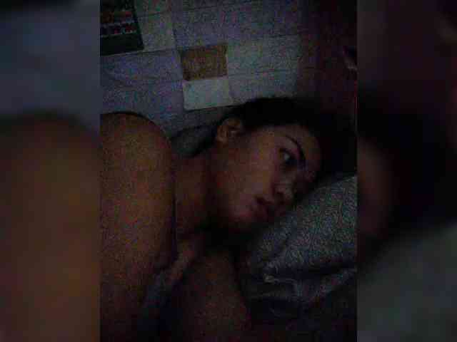 hornylittleprincess69 webcam