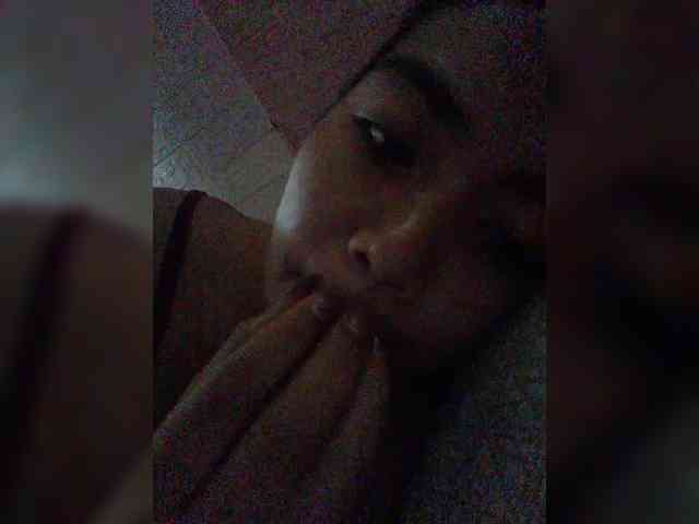 hornylittleprincess69 webcam