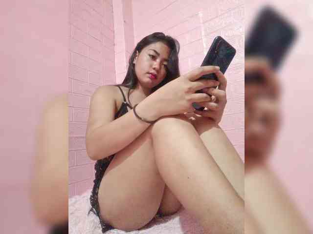 hornylittleprincess69 webcam