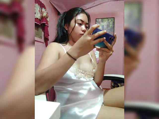 hornylittleprincess69 webcam