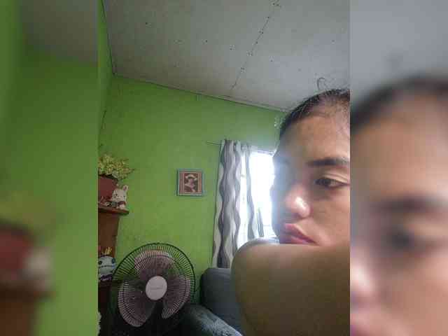 hornylittleprincess69 webcam