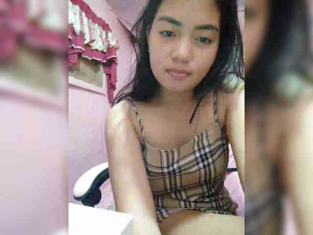 hornylittleprincess69 webcam